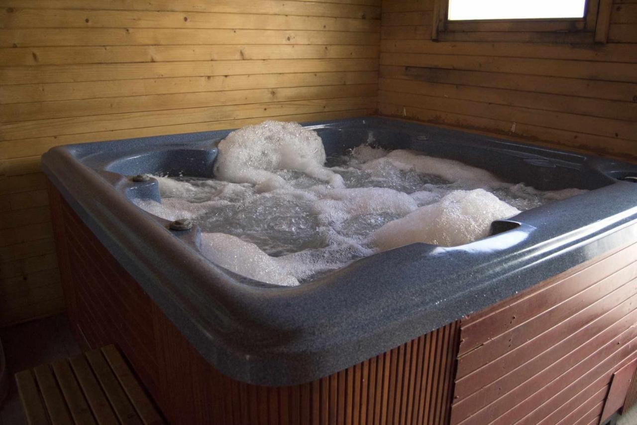 Casa Rural Con Jacuzzi La Parrilla  Eksteriør billede