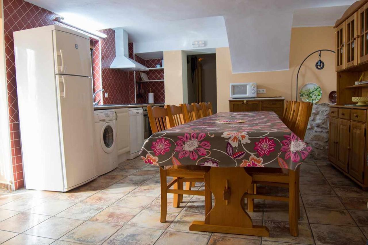 Casa Rural Con Jacuzzi La Parrilla  Eksteriør billede