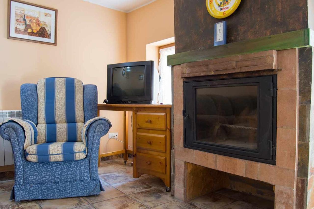 Casa Rural Con Jacuzzi La Parrilla  Eksteriør billede